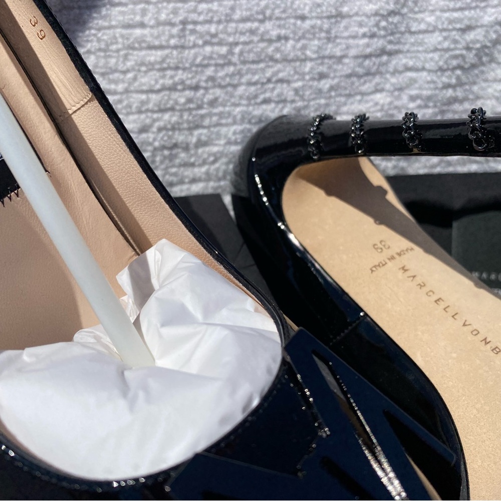 Marcell Von Berlin Black Patent Leather Pumps - Picture 7 of 7